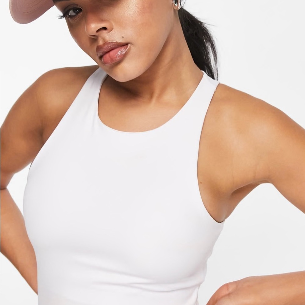 Stylish White Sleeveless Top
